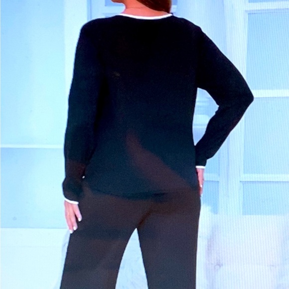 Casual Black Lounge Pajama Set With White Contrast Trim Women’s Plus Size 1X NWT - Picture 3 of 5